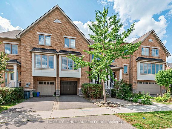3rd image of 8900 Bathurst St #27