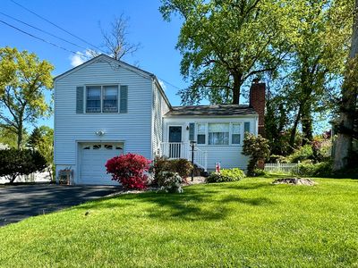 81 Indian River Road, Milford, CT, 06460