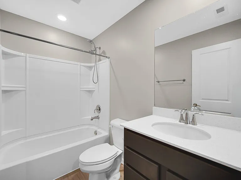 1115 Goldfinch Ave — Photo 9