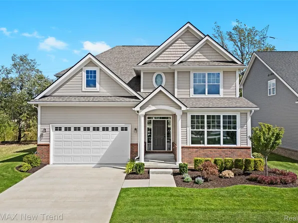 2406 Madison St, Wixom, MI 48393