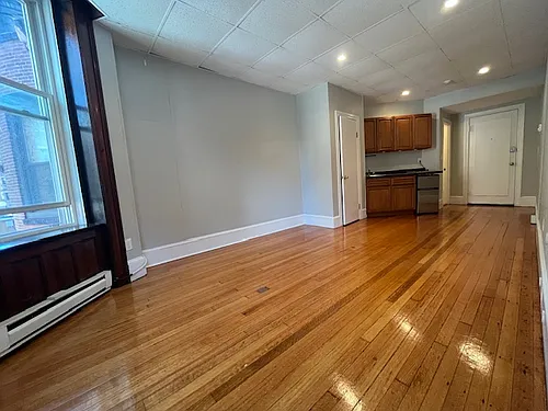 868 Beacon St Photo 1