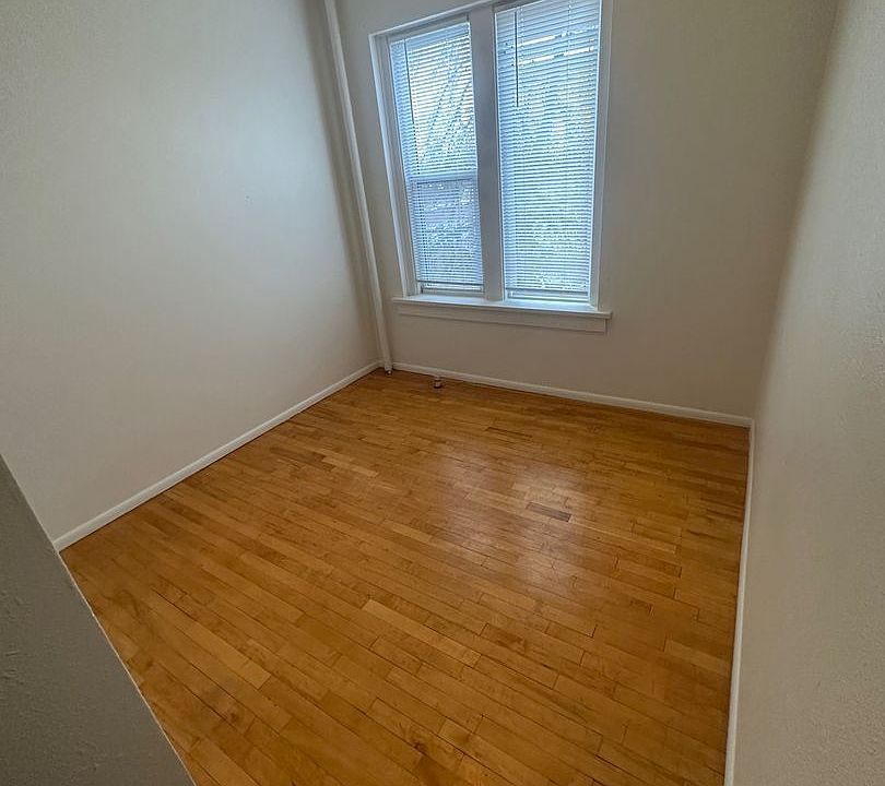 2nd image of 116 3rd Ave N #107