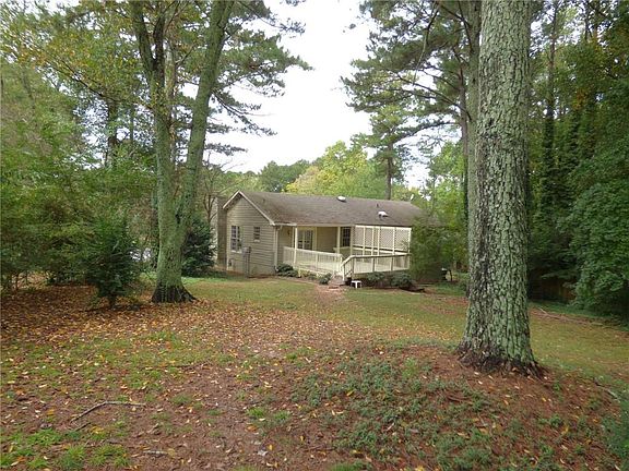 3rd image of 3926 Ardsley Dr