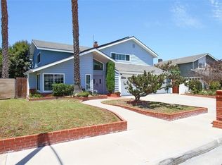 17901 Oldglen Ln, Huntington Beach, CA 92649