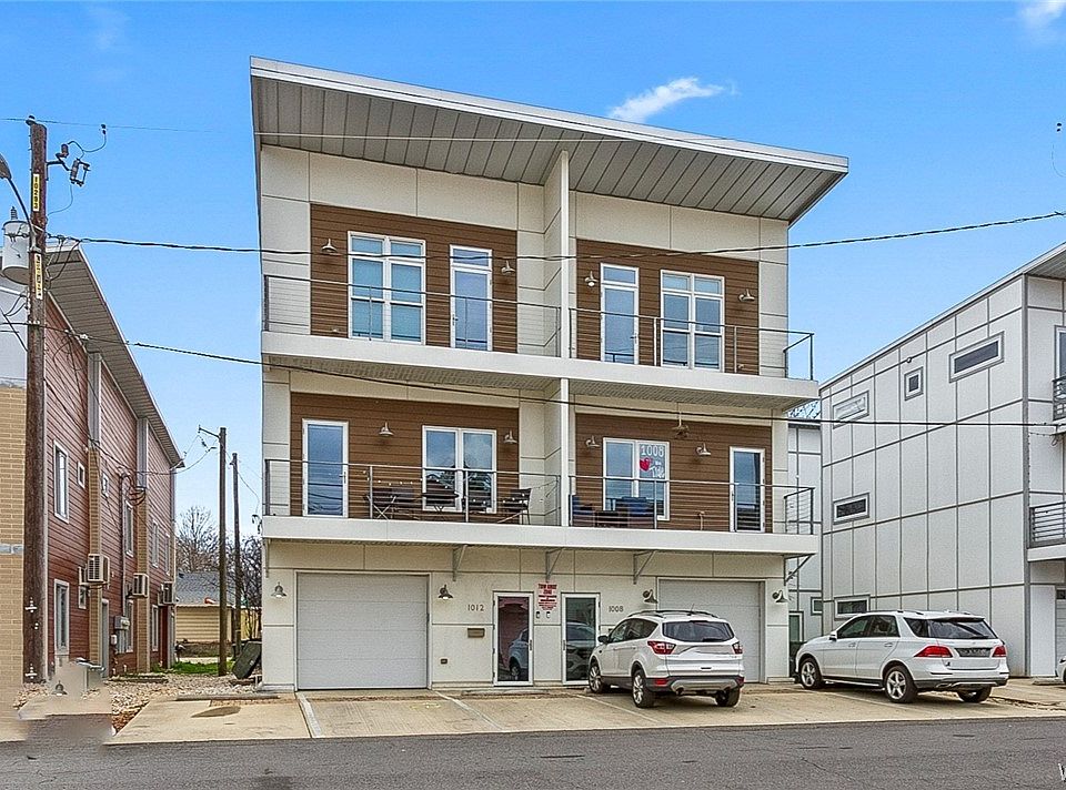 1st image of 1008 Oak Ave