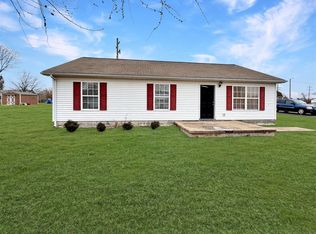 403 E 7th St, Hardinsburg, KY 40143