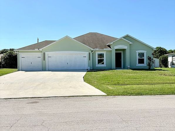 1812 SW Hampshire Ln