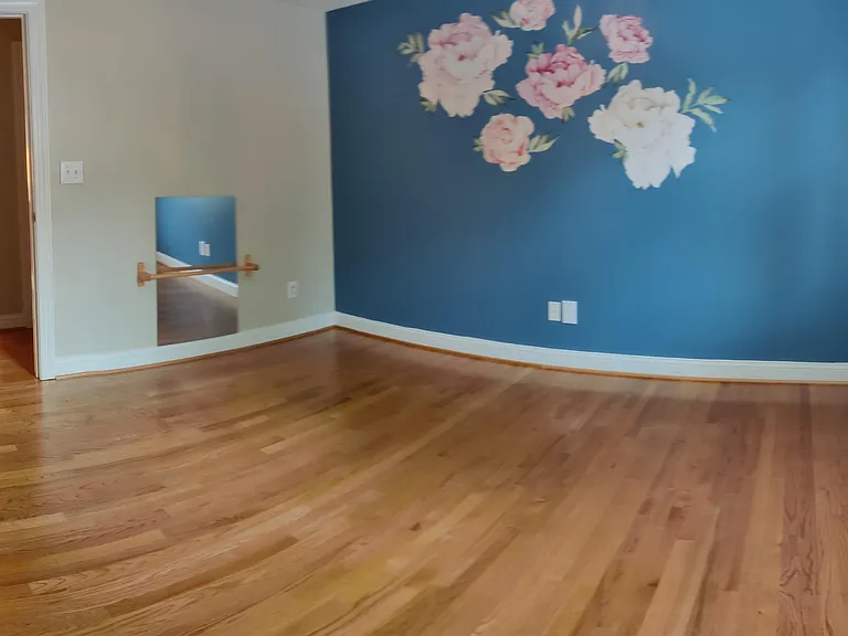 14512 Harvington Dr — Photo 22