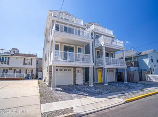 33 Sampson Ave, Seaside Heights, NJ 08751