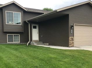 3908 Orchardview Ln NW, Rochester, MN 55901