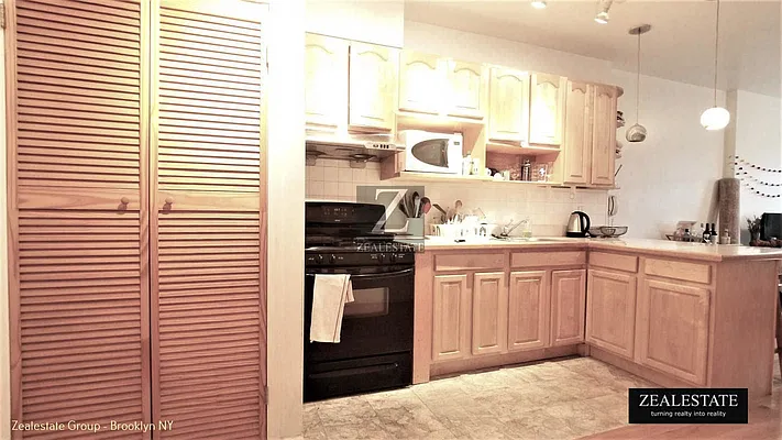 Rented by ZealEstate Group Inc | media 33