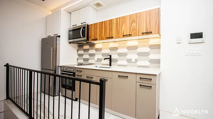 Rented by Nooklyn NYC LLC | media 1