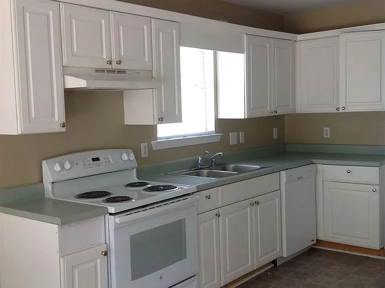 200 Willow Point Cir — Photo 13