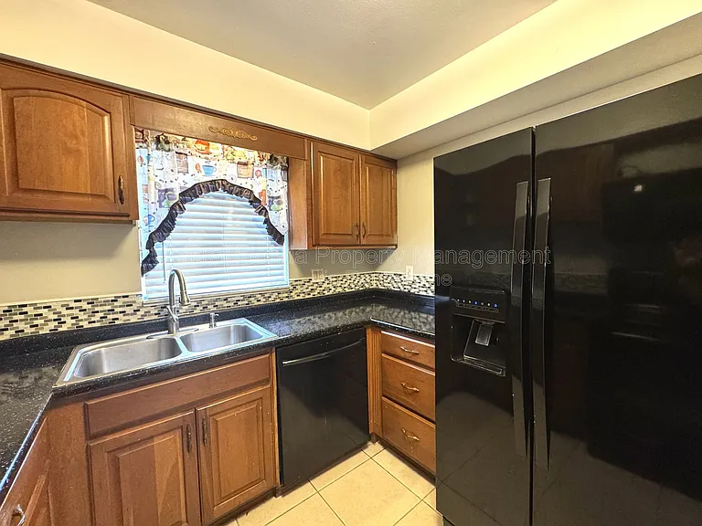 4895 E Wind St #2 — Photo 9