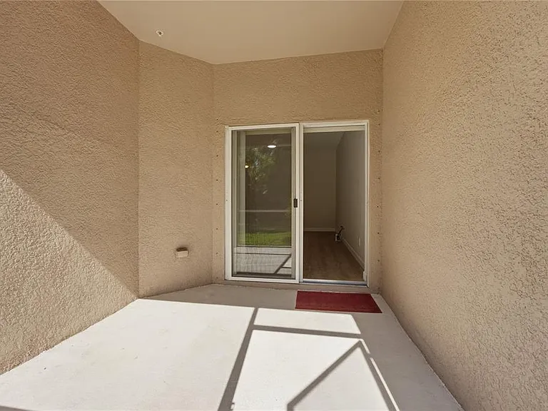 1346 Grantham Dr — Photo 28