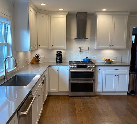 3rd image of 310 Druid Ln