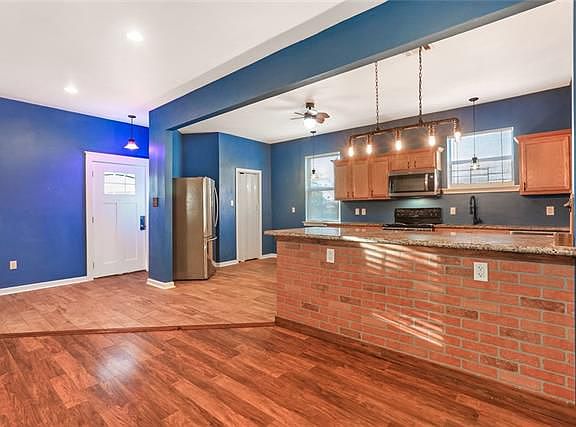 5th image of 2339 Almonaster Ave