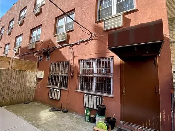 4th image of 1006 Boynton Ave
