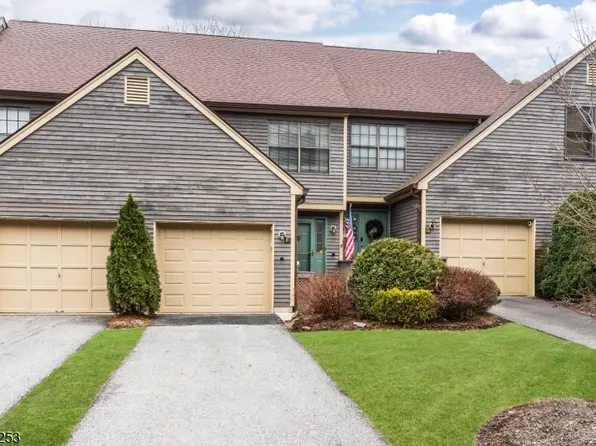 51F Beacon Hill Rd #F, West Milford Twp., NJ 07480