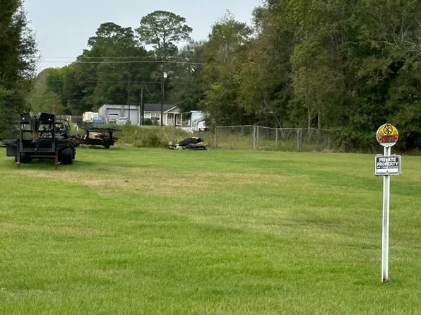 0 Off Of Dm #1409, Baytown, TX 77523