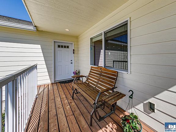 5th image of 1107 Highland Ave