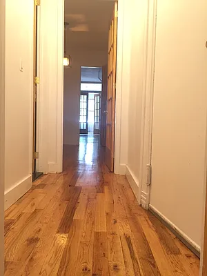 Rented by EXR | media 24