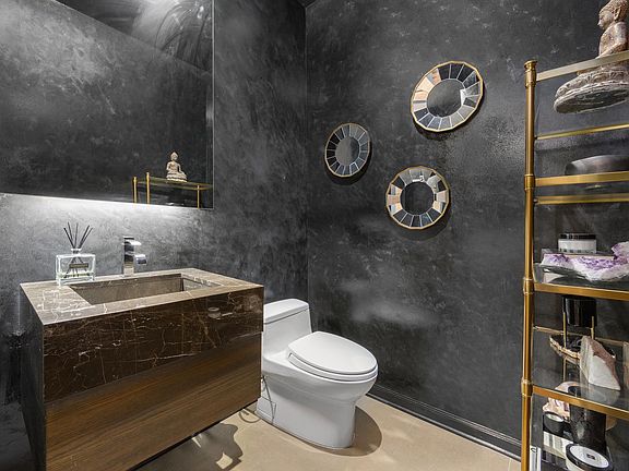 5th image of 140 W 22nd St APT 3D