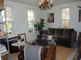 343 E Maple St, Granville, OH 43023