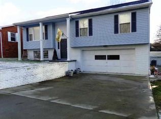 13 Wellswerth Gdns, Huntington, WV 25704