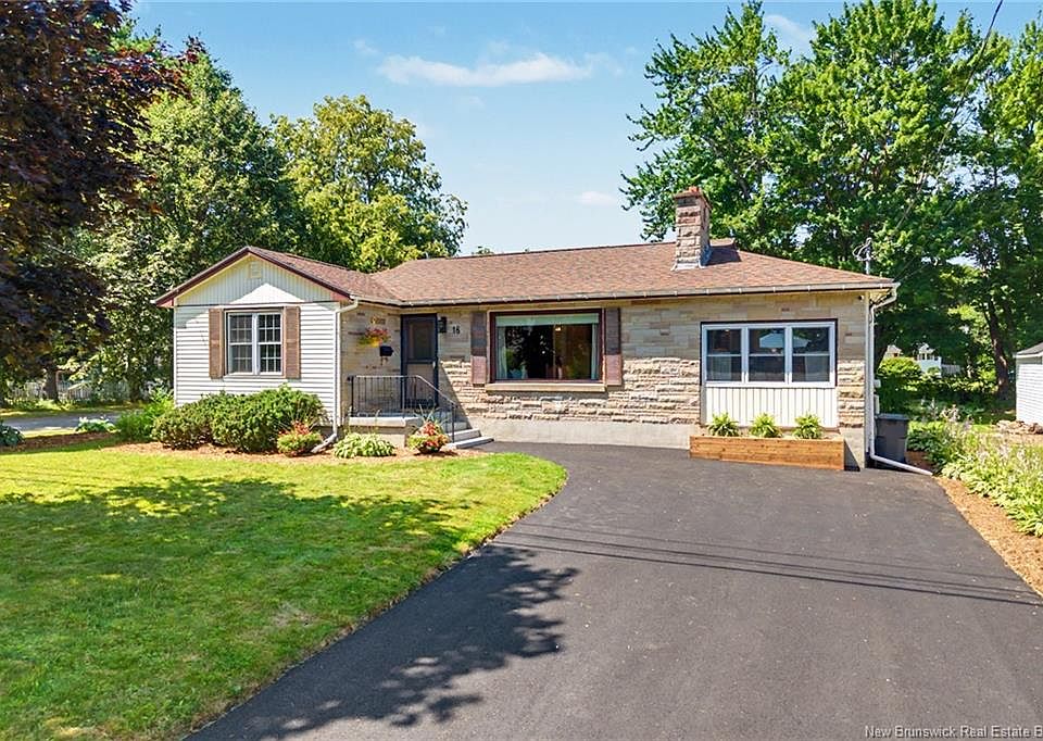 1st image of 18 Floral Ave