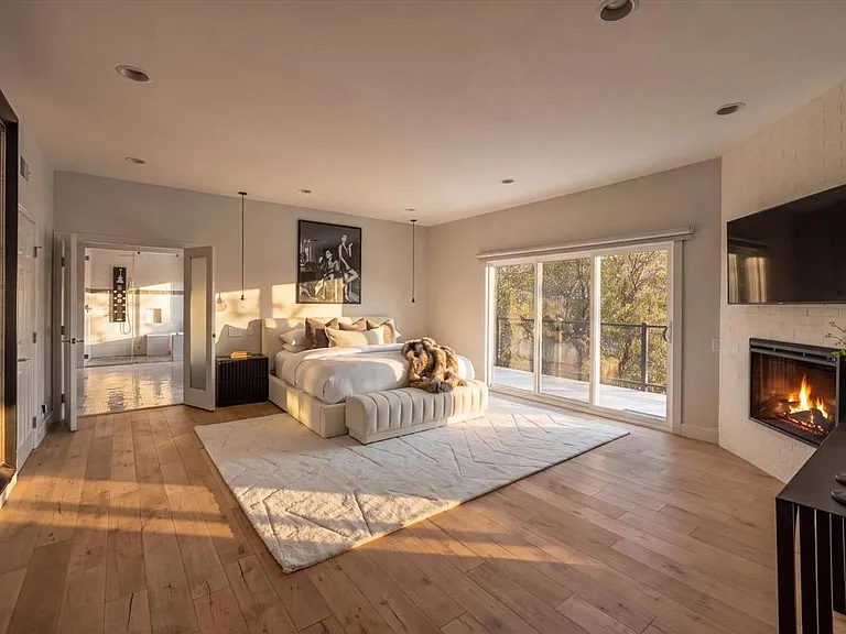 3866 Alta Mesa Dr — Photo 15