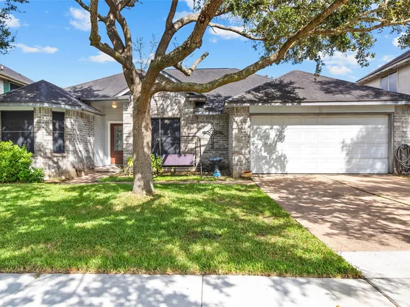 3707 Somerton Dr, La Porte, TX 77571