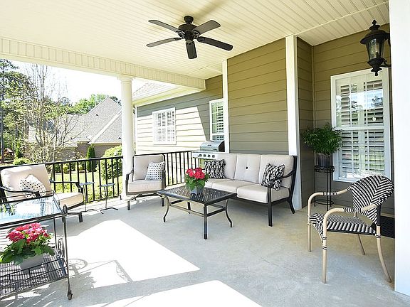 3rd image of 969 Palmetto Tyrone Rd