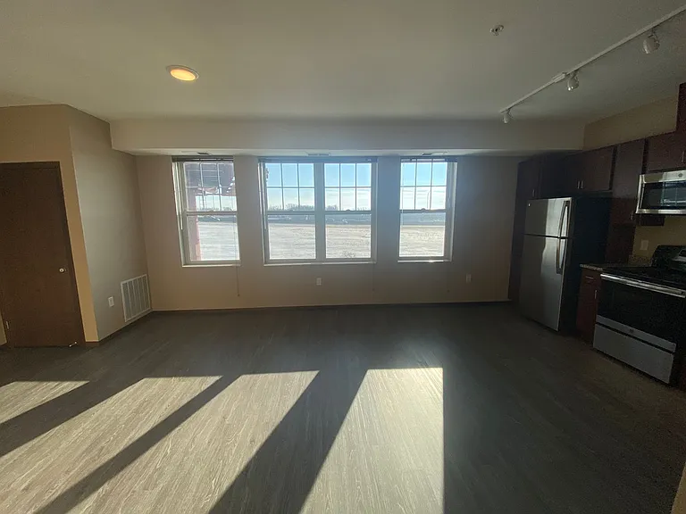 Capital View Apartments — Photo 22