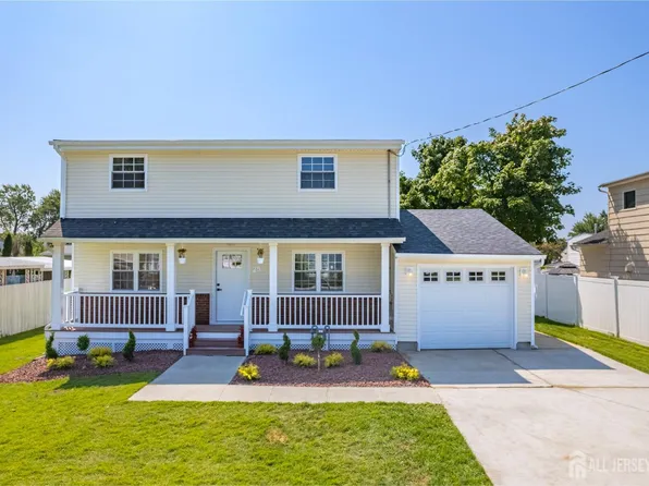 25 Karl Dr, Old Bridge, NJ 08857