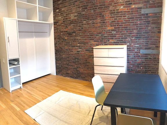 4th image of 142-144 Bowdoin St #61