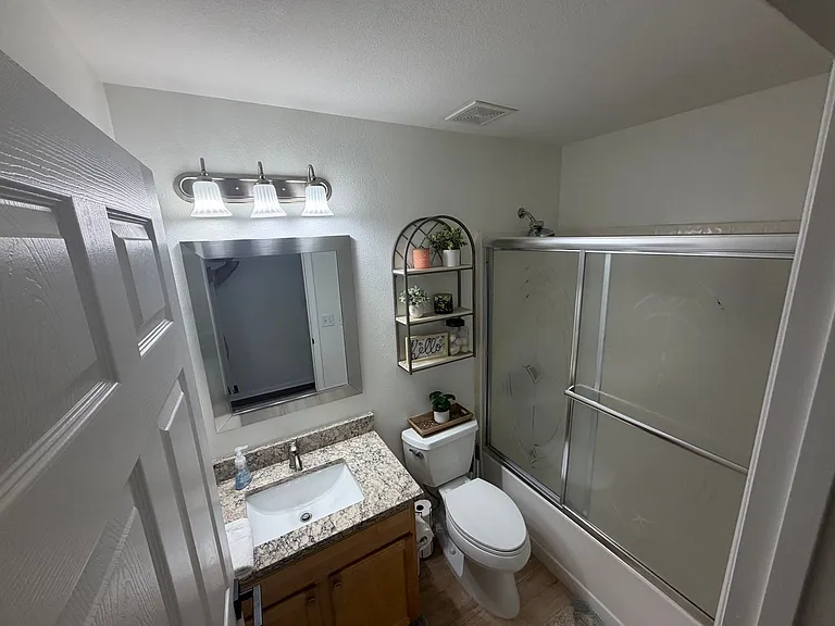 11058 Miata Ct — Photo 8
