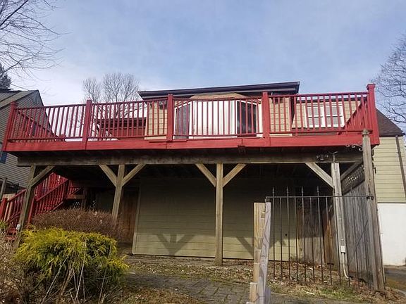 3rd image of 39 Farley Dr