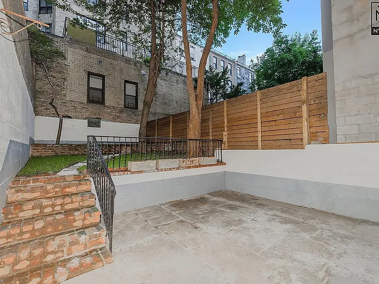 4 W 83rd St #GARDEN — Photo 21