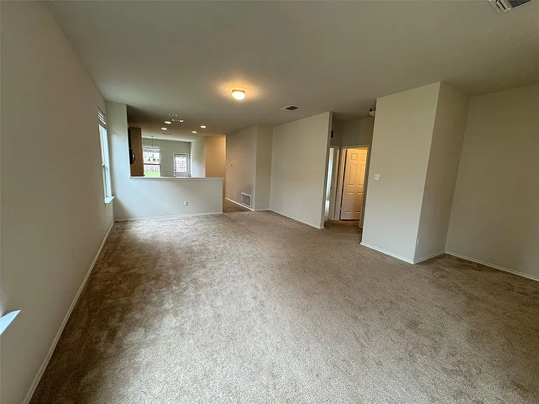250 Zuma Dr — Photo 12