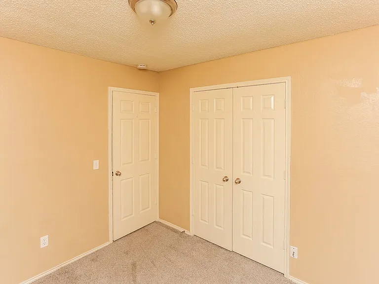 1526 Chapman St — Photo 20