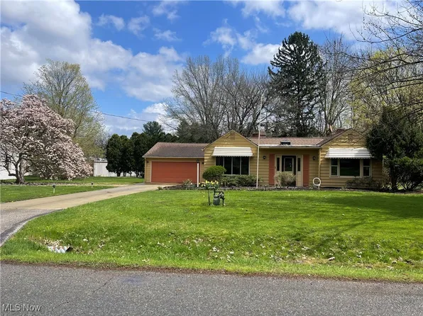 7989 Vesta Ave, Northfield, OH 44067