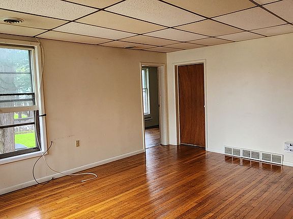 4th image of 314 N 2nd St #5