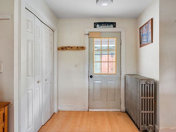 3rd image of 10 Kynoch Avenue