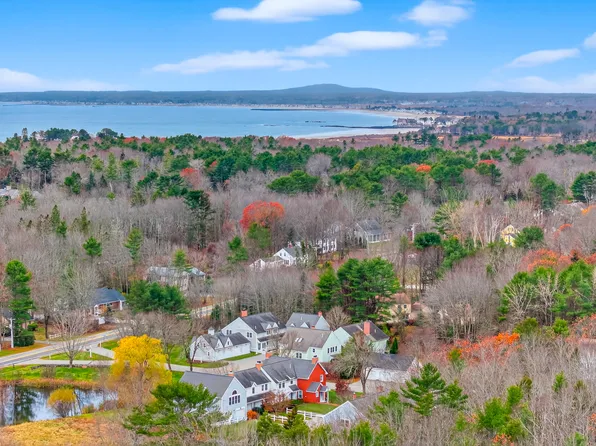4 Ephraim Tyler Way #4, Kennebunk, ME 04043