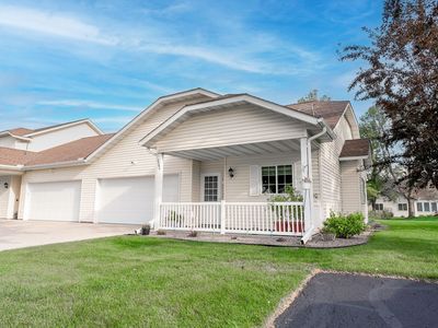 2866 Long Lake Dr, Stillwater, MN, 55082