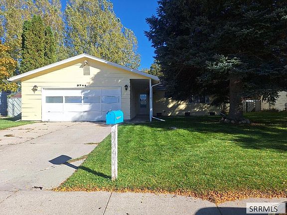 2nd image of 3744 Blue Grouse Dr