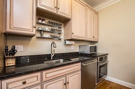 5th image of 1 Pond St Unit C