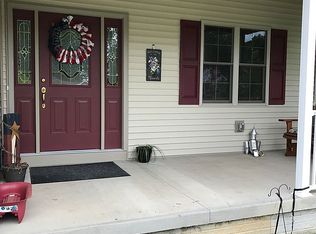 1045 Susan Rd, Ravenna, OH 44266