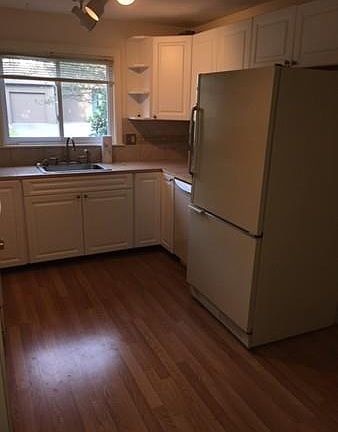4th image of 401 Colonial Dr Unit 12